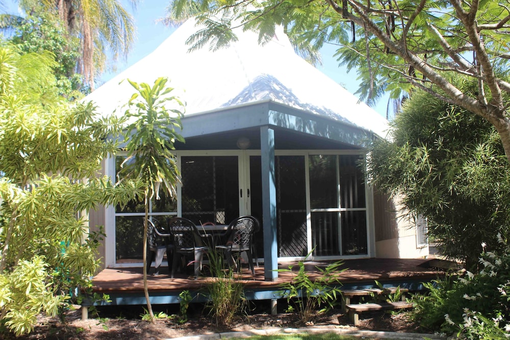 Kellys Beach Resort,Bargara Beach>>Bargara,3.5 star
