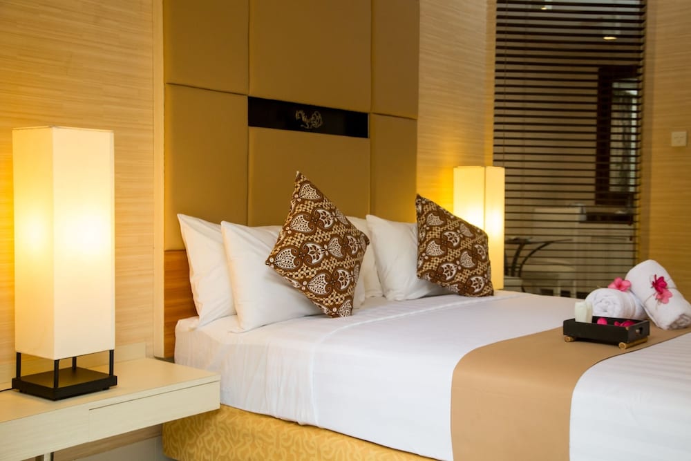 chic quarter residence