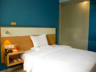 7 Days Inn Guangzhou South Station Chimelong Qifu Xincun,Santiniketan,2 star