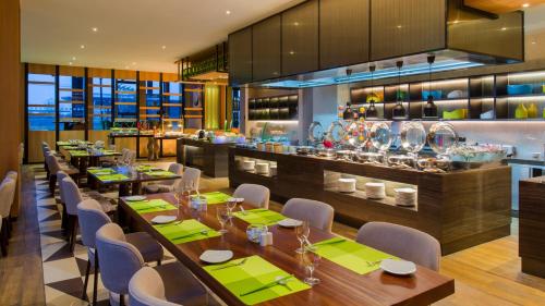 holiday inn nanjing qinhuai south suites by ihg