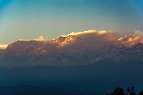 sumitel vista 800m from mall road