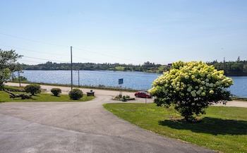 novastar motel on the lake