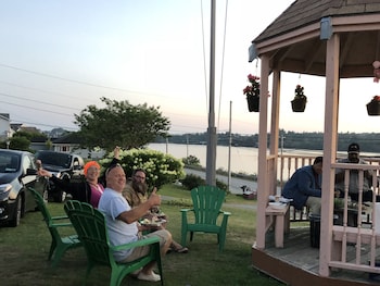 novastar motel on the lake