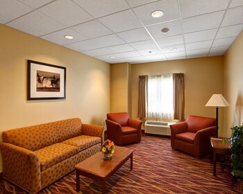 rodeway inn and suites phillipsburg