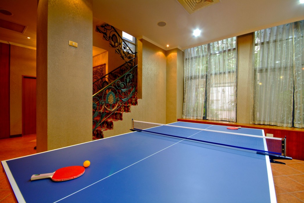 f hotel tainan