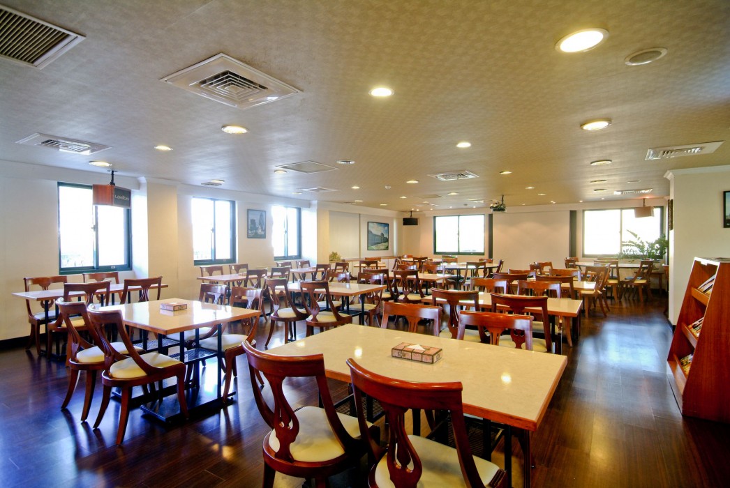 f hotel tainan