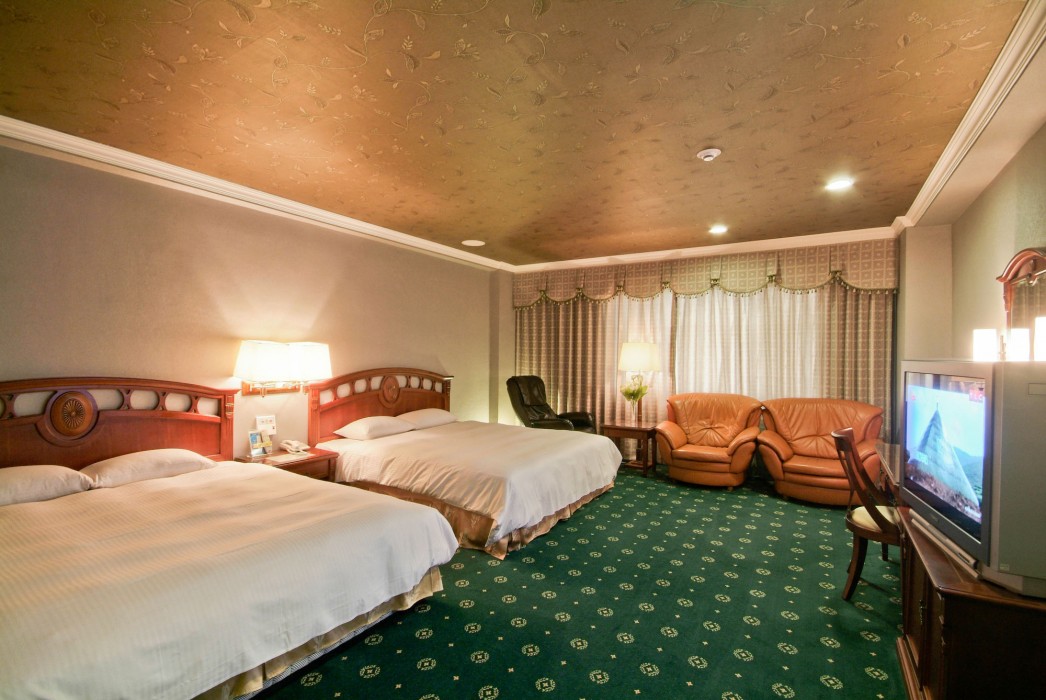 f hotel tainan
