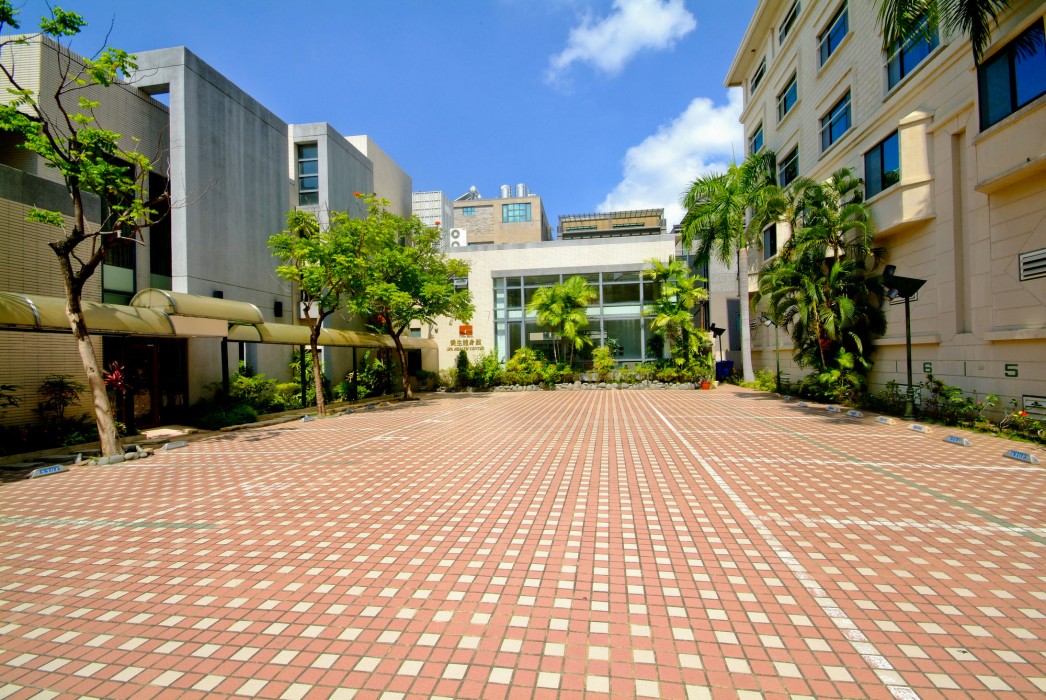 F Hotel Tainan,Tainan>>Kaohsiung,3 star