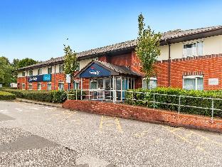 Travelodge Manchester Birch M62 Eastbound,,3 star