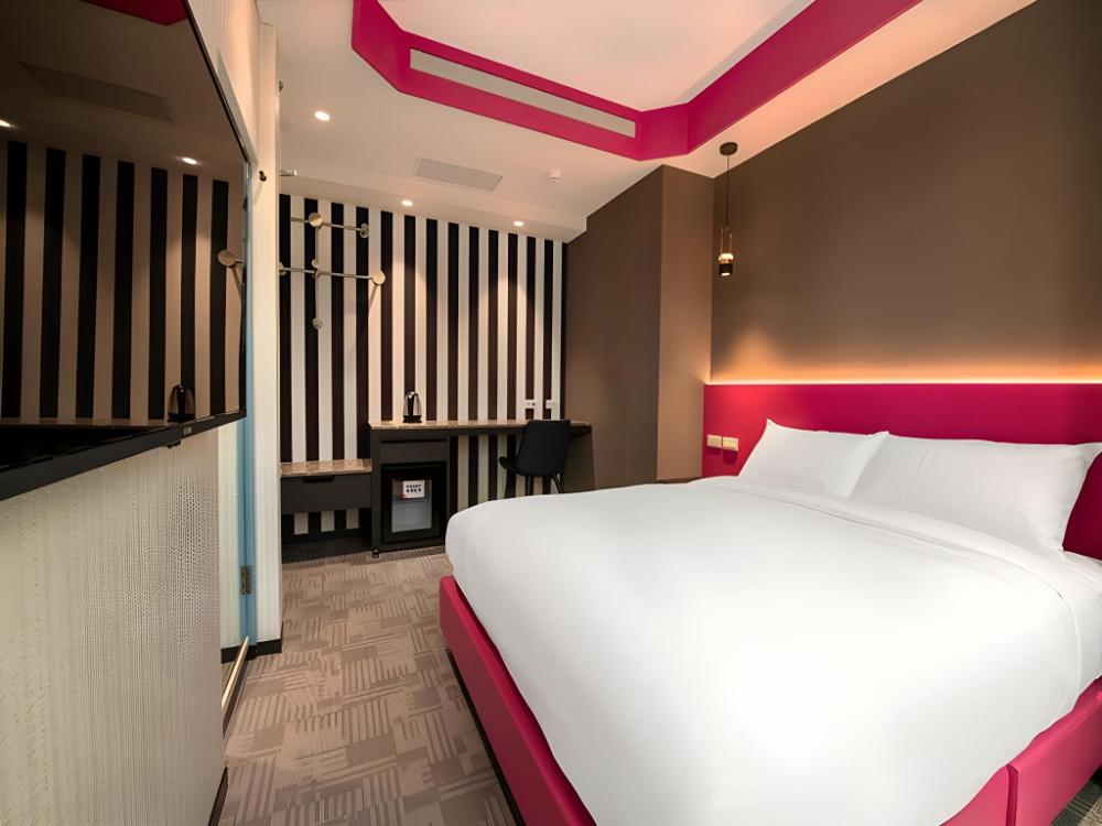 royal group hotel xiong zhong branch