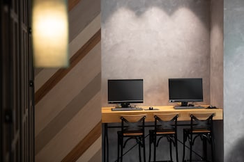 royal group hotel xiong zhong branch