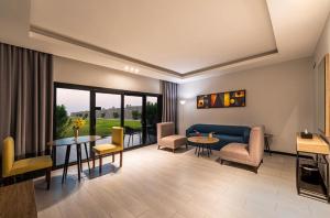hdb al khobar resorts and spa