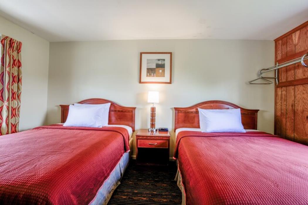 relax inn by oyo natural bridge i 81