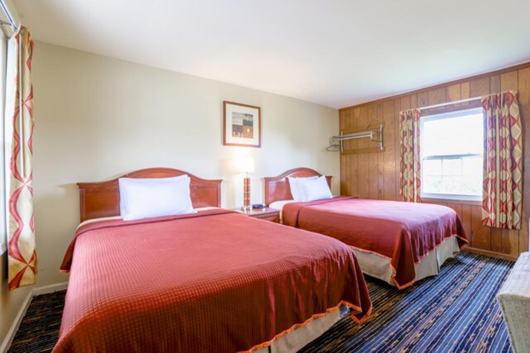 relax inn by oyo natural bridge i 81