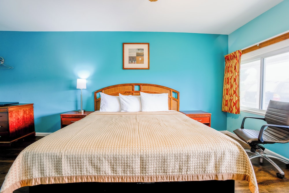 relax inn by oyo natural bridge i 81