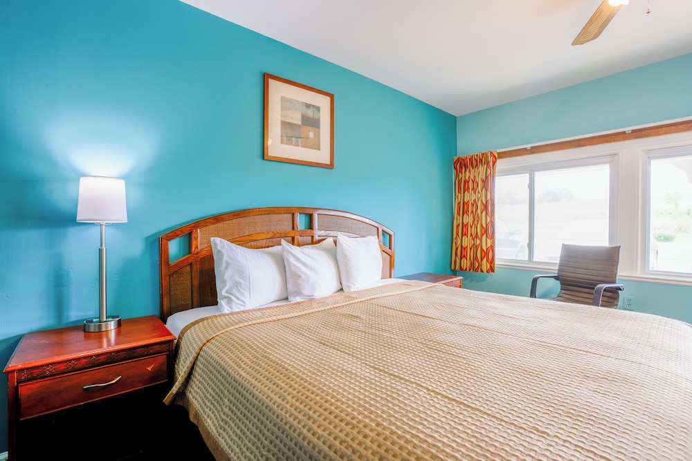relax inn by oyo natural bridge i 81