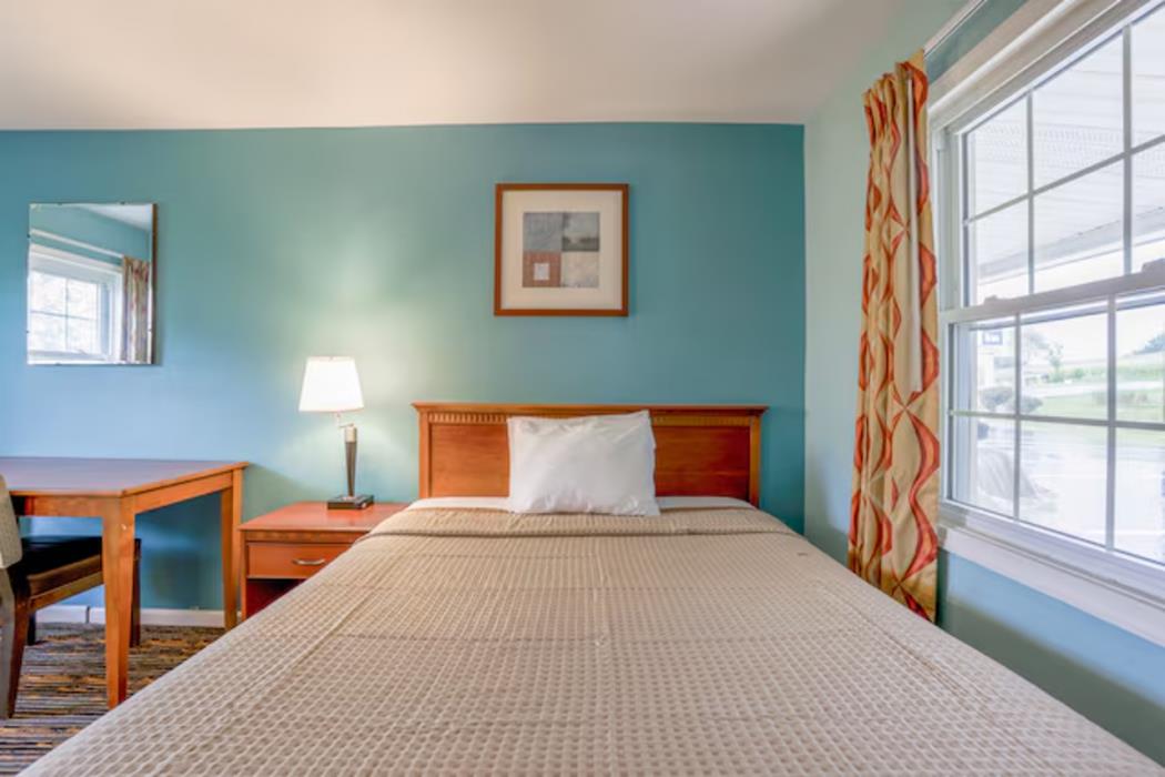 relax inn by oyo natural bridge i 81
