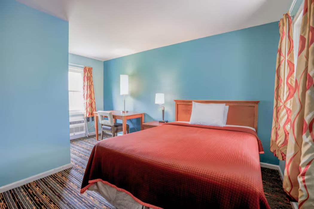 relax inn by oyo natural bridge i 81