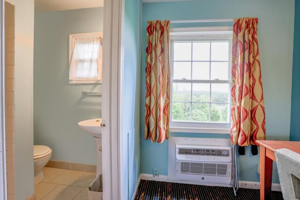 relax inn by oyo natural bridge i 81