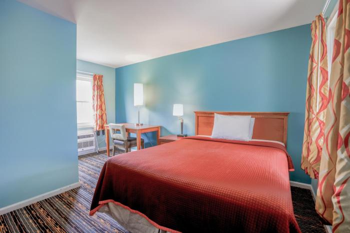 relax inn by oyo natural bridge i 81