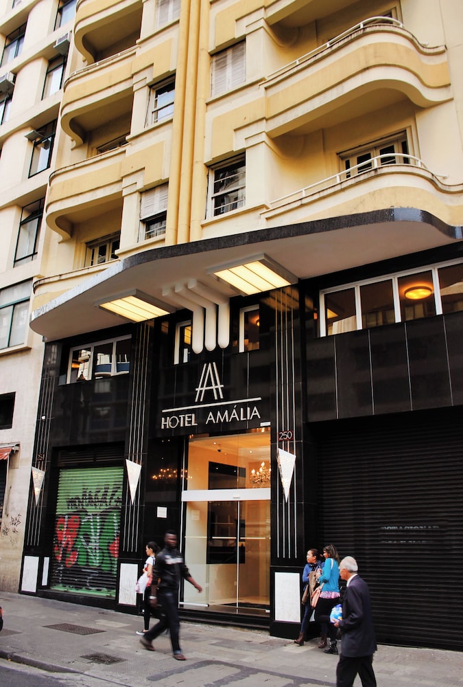 hotel amalia