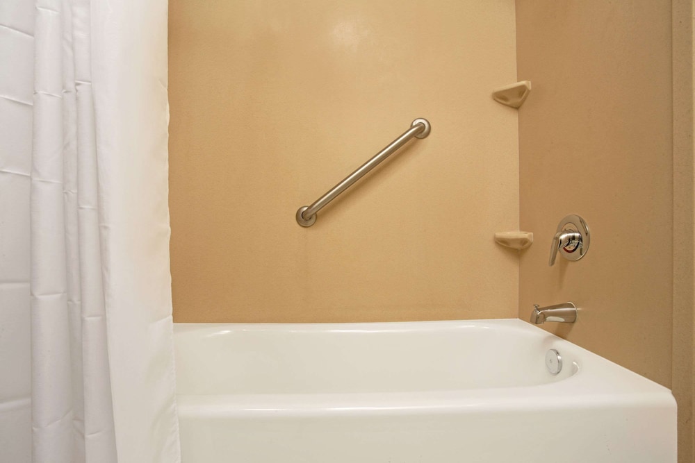 days inn by wyndham brigham city