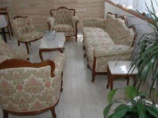Meltemi Hotel,Milos>>Adamas,2 star