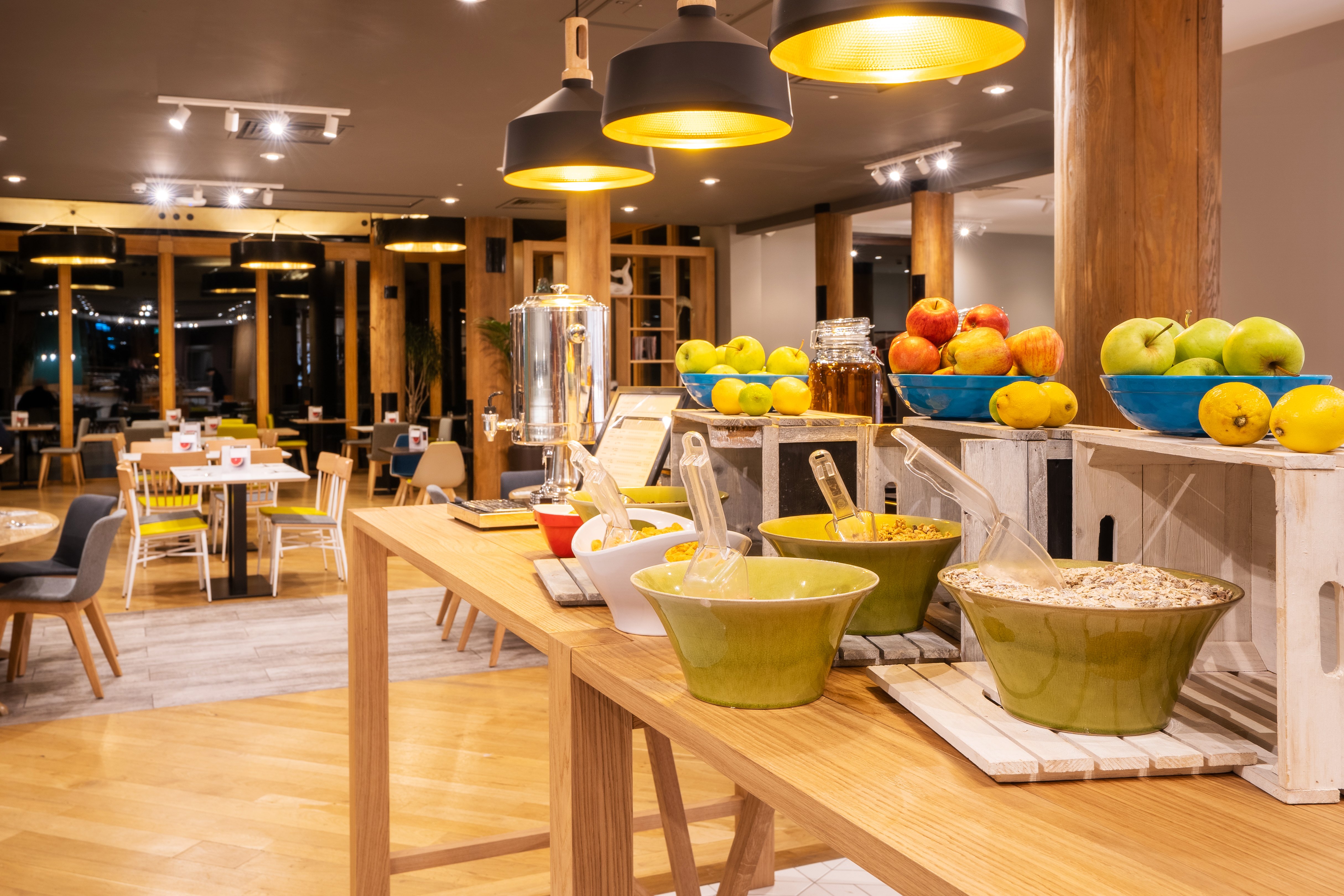 holiday inn hemel hempstead m1 jct 8 an ihg hotel