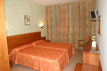 hotel fonda neus