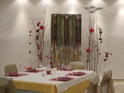 hotel fonda neus