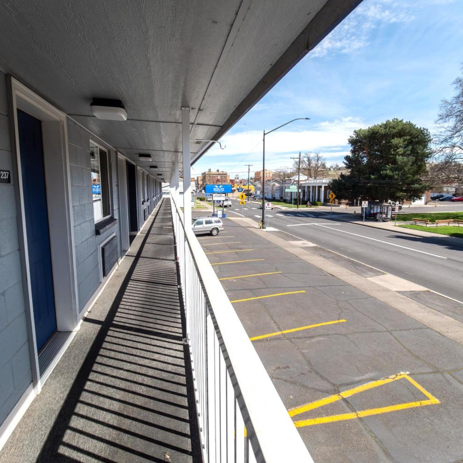 hotel inn pendleton i 84