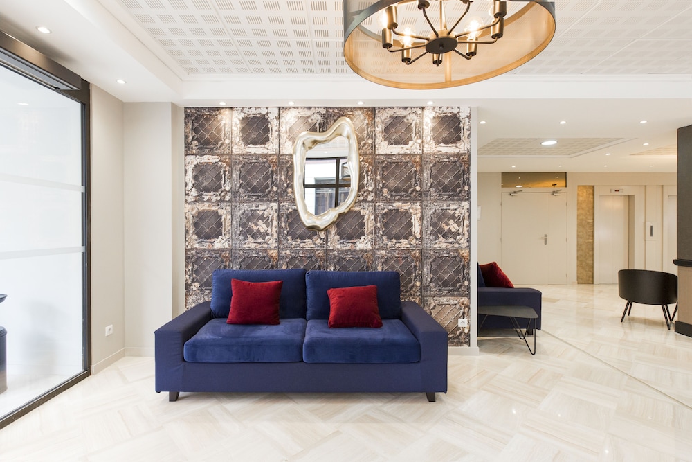hotel national