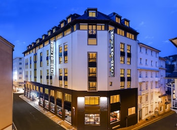 hotel national
