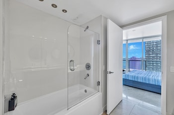 icon brickell