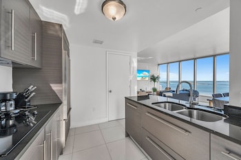 icon brickell