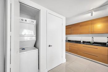 icon brickell