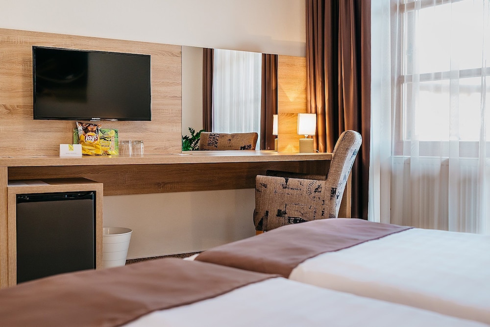 maximus resort