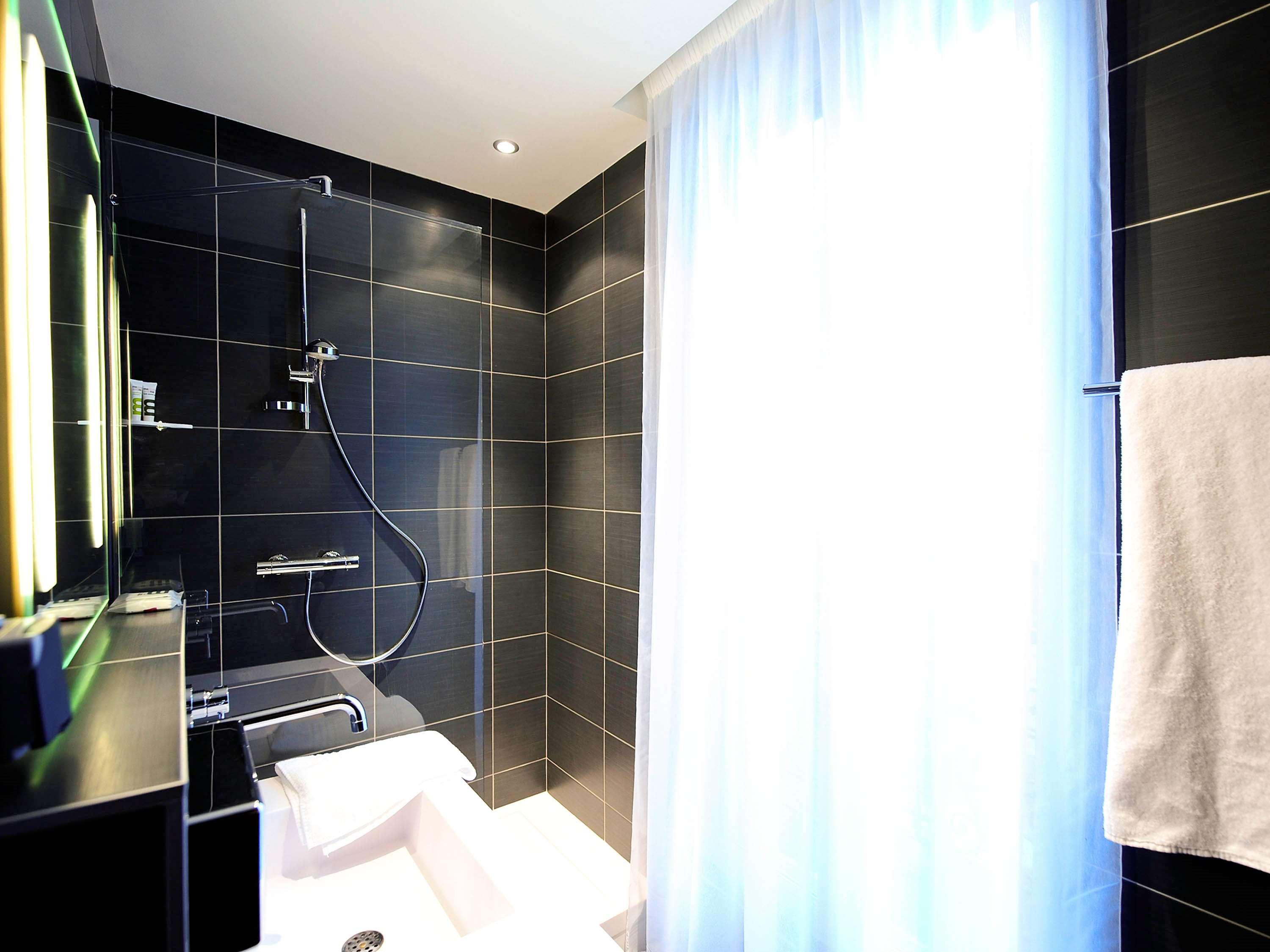 hotel mercure paris tour eiffel pont mirabeau
