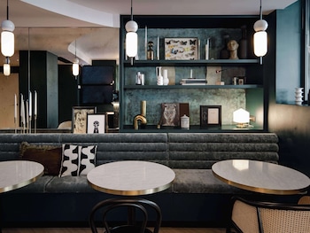 hotel mercure paris tour eiffel pont mirabeau