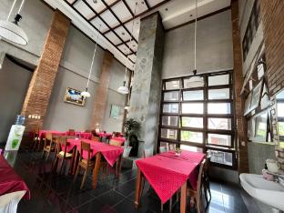 sapadia hotel parapat