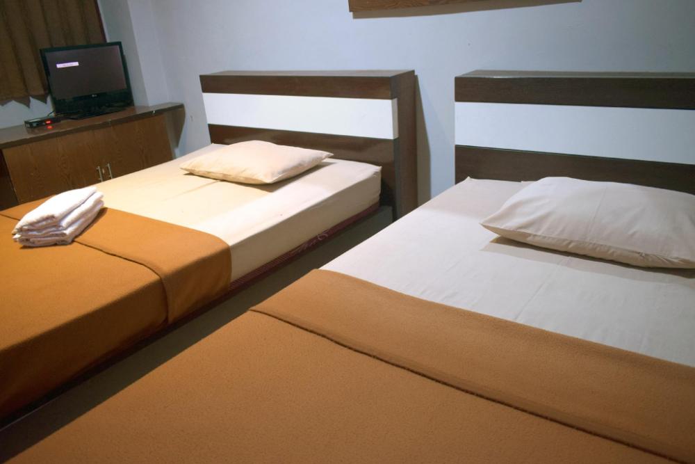 sapadia guest house syailendra medan