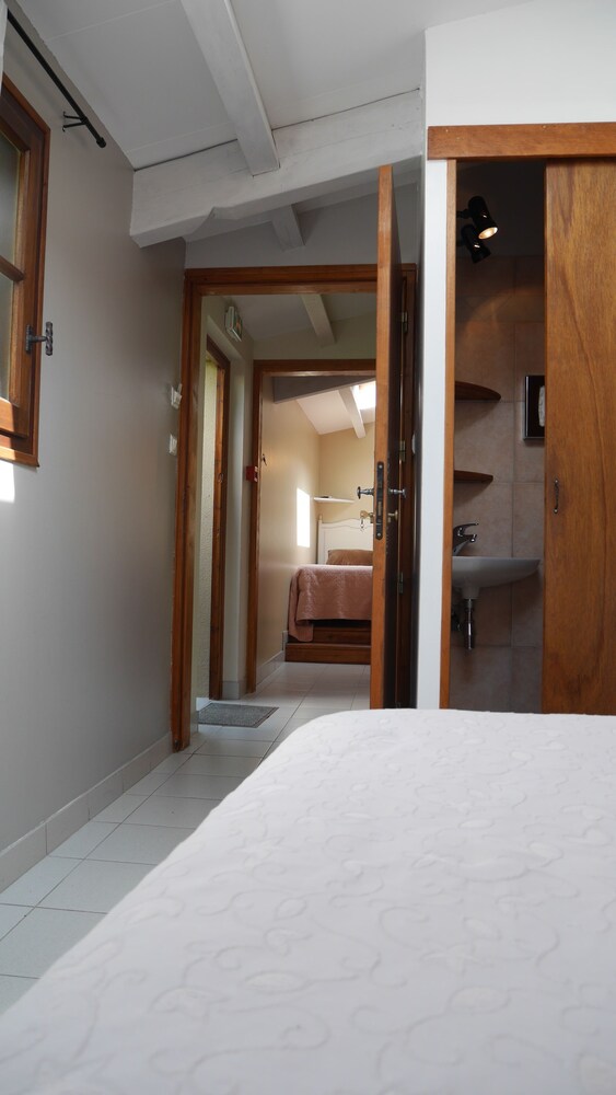 auberge de la tour de brison