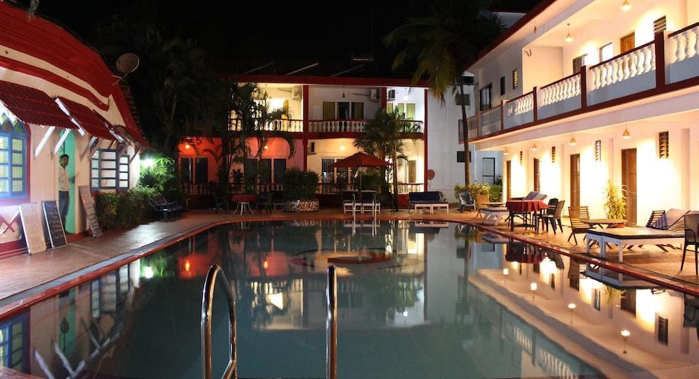 anjuna beach resort