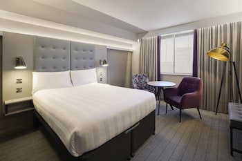 premier inn dorchester