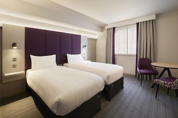 premier inn dorchester