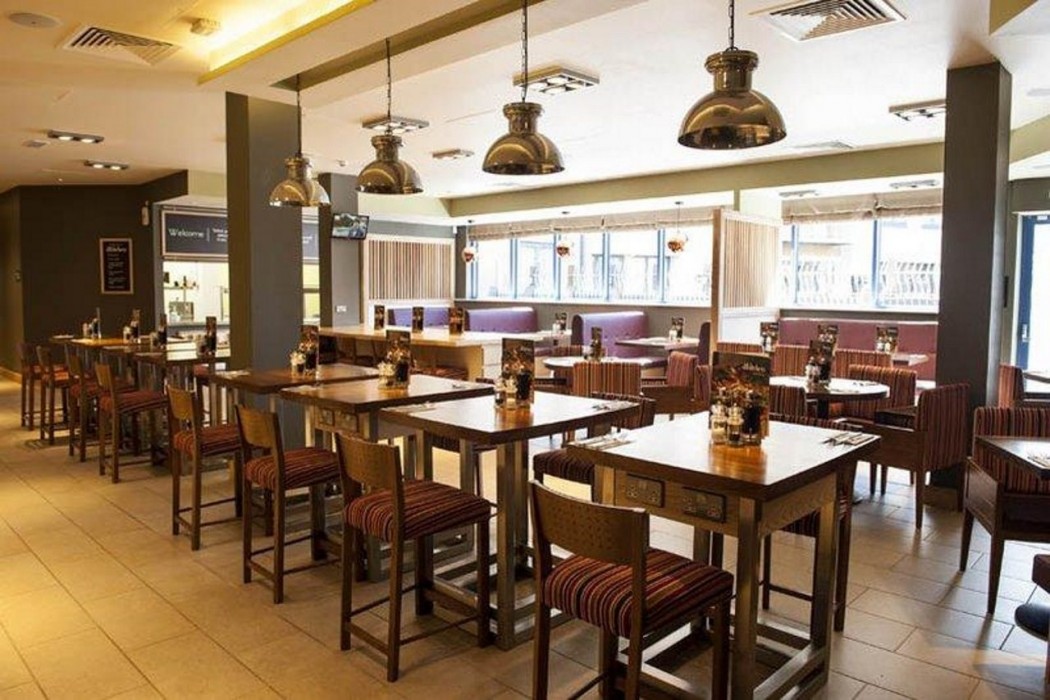 premier inn dorchester