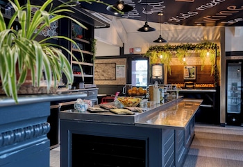 bandb hotel bordeaux merignac cadera aeroport