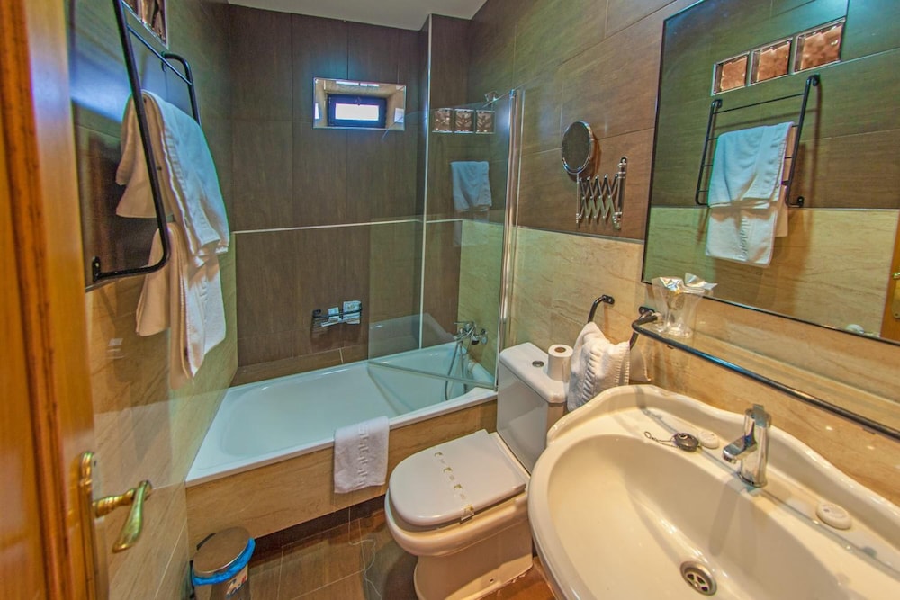 hotel la casona de jovellanos