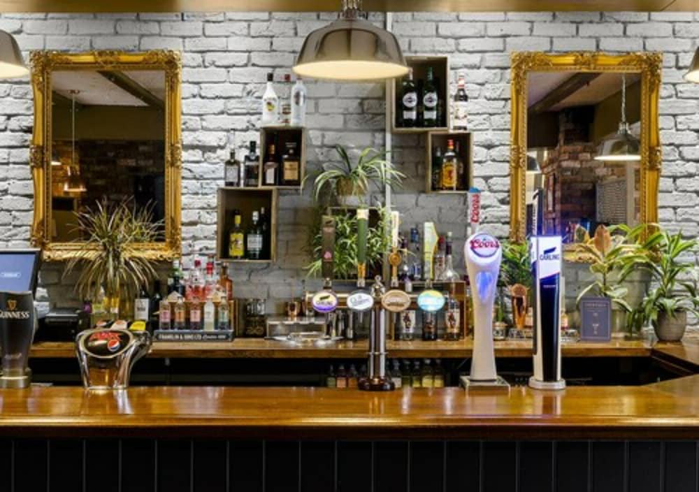 dragonfly hotel colchester