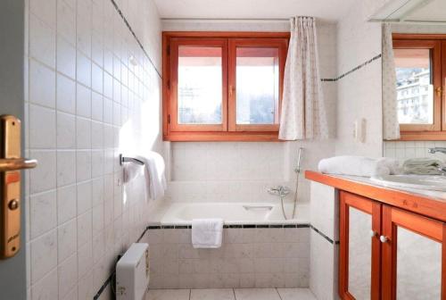 chalet hotel des 2 gares and spa